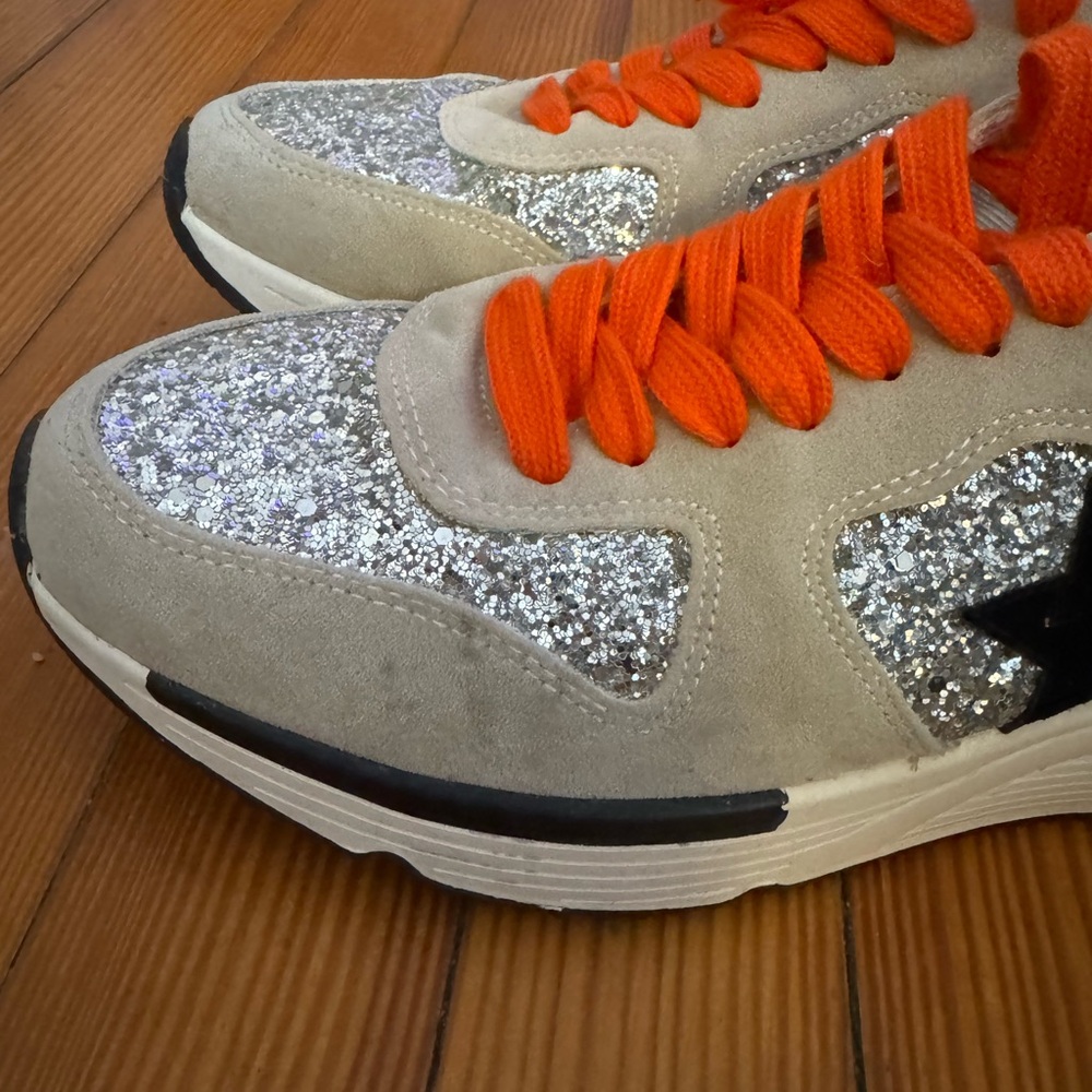 White Raven Quincy Glitter Sneaker - Picture 9 of 10